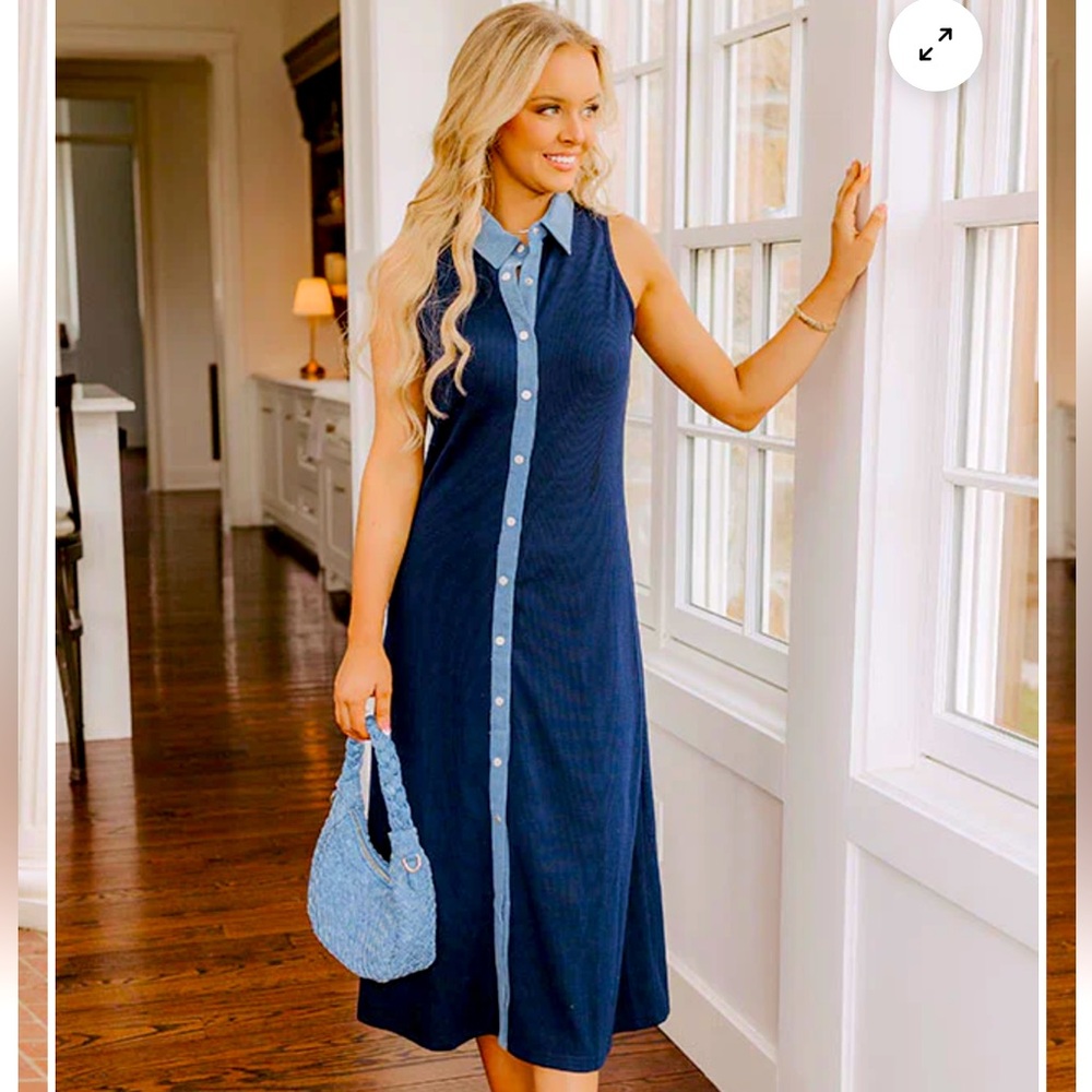 NWT Sleeveless Navy Blue Collared Button-Down Dress Size Small